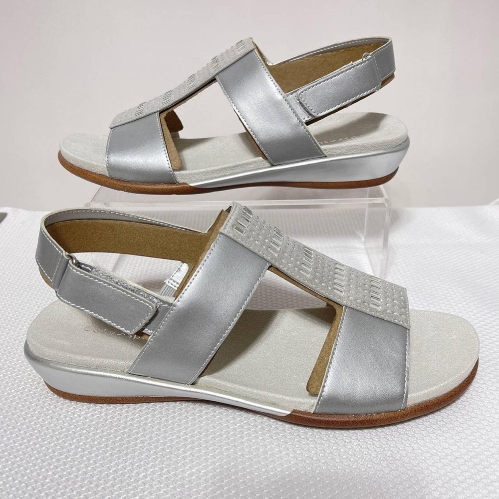 🖤🖤 Brand New Easy Spirit Women's Silver Sandals Size 7.5